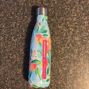 New Starbucks Swell insulated water bottle